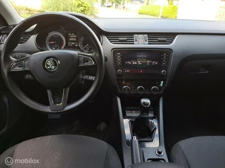 Škoda Octavia Skoda Octavia Combi 2.0 TDI Nw APK! Greentech Ambition Bus - afbeelding nr 4