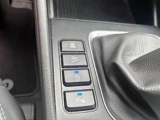 Hyundai Tucson Hyundai Tucson 1.6 GDi Premium 3 MND GAR | LEER | NAVI | LMV | CRUISE CONTROL | - afbeelding nr 16