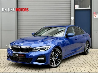 BMW 3 Serie 330e High Executive M-Sport|Pano|360cam|Leer|HUD