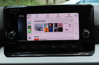 SEAT Arona SEAT Arona 1.0 TSI Style Business Matrix LED/Camera/Keyless/Acc/Ecc/App-Connect/17