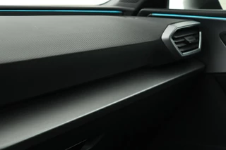 SEAT Leon SEAT Leon 1.0 TSI FR Launch Edition | Carplay |  Stoel & stuurverwarming | Adaptive cruise | Camera | Full LED | Keyless | Navigatie | Park Assist - afbeelding nr 24