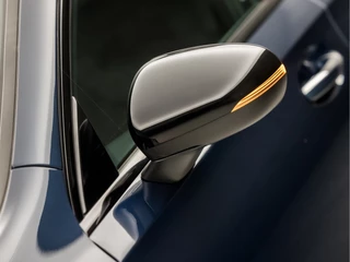 Mercedes-Benz A-Klasse 218Pk Automaat (SCHUIFDAK, APPLE CARPLAY, SFEERVERLICHTING, MEMORY SEATS, CAMERA, BURMESTER, LEDER/ALCANTARA, ADAPTIVE CRUISE, GETINT GLAS, NIEUWSTAT) - afbeelding nr 42
