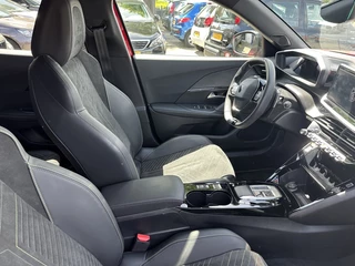 Peugeot 2008 Peugeot 2008 2008 1.2 130 GT | Veel extra's| - afbeelding nr 16