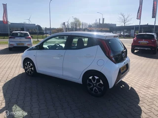 Toyota Aygo Toyota Aygo 1.0 VVT-i X 5DRS AIRCO CAMERA LED LMV - afbeelding nr 6