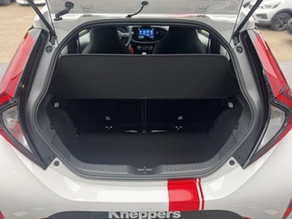 Toyota Aygo Toyota Aygo X 1.0 VVT-i MT Play + Red Pack Apple/Android, Cruise, Voorstoelen verwarmd , All-in Rijklaarprijs - afbeelding nr 8