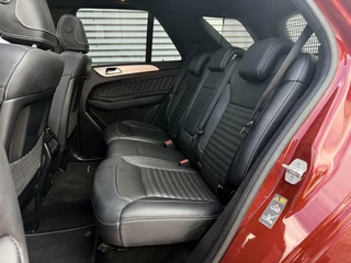 Mercedes-Benz GLE Mercedes-Benz GLE-klasse 350 d 4MATIC AMG Sport Edition Panoramadak Trekhaak Luchtvering - afbeelding nr 11