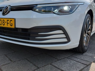 Volkswagen Golf 1.5 TSI 131pk 1st Edition | Origineel NL | Navi | Apple Carplay+Android Auto | Clima | Adap.Cruise | Led Koplampen | Stoel+Stuurwielverwarming | Rijstrook+Licht+Regensensor | Privacy Glass - afbeelding nr 50