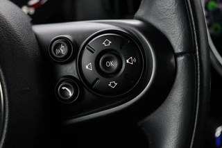 MINI Countryman Mini Countryman 2.0 Cooper S E ALL4 Chili | Panoramadak |  Carplay | Camera | Sportstoelen | Park Assist | Navigatie | Keyless | Climate control | PHEV - afbeelding nr 15