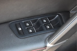 Volkswagen Golf | Pano | Keyless | Camera | Carplay | DAB | Stoelverw | Dynamic LED | Digitale tellers | Adapt.CC - afbeelding nr 45