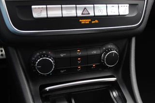 Mercedes-Benz CLA Mercedes-Benz CLA Shooting Brake 180 / Panoramadak / Camera / Half leder / Navigatie / 18'' / LED Koplampen / Stoelverwarming / Cruise Control - afbeelding nr 26