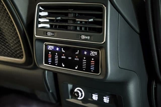 Audi RSQ8 Audi RSQ8 4.0 TFSI Quattro|Ceramic|Dynamic plus|Carbon|Nacht - afbeelding nr 38