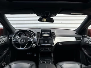 Mercedes-Benz GLE Mercedes-Benz GLE-klasse 350 d 4MATIC AMG Sport Edition Panoramadak Trekhaak Luchtvering - afbeelding nr 2