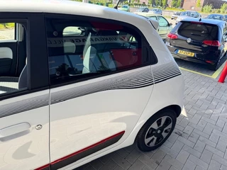 Renault Twingo Renault Twingo 1.0 SCe COLLECTION 5-DRS + AIRCO (22.000 KM!) - afbeelding nr 23
