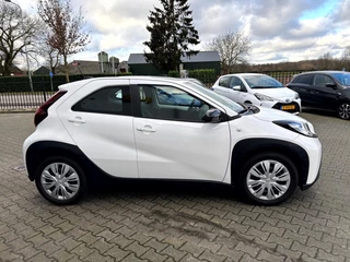 Toyota Aygo Toyota Aygo X 1.0 VVT-I S-CVT PLAY - afbeelding nr 9