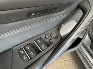 BMW 5 Serie BMW 5 Serie 530e xDrive M-Sport iPerformance High Executive Schuifdak Headup Harman Kardon Trekhaak - afbeelding nr 33