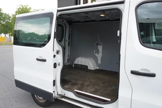 Renault Trafic Renault Trafic 1.6 dCi 125PK EURO 6 - Airco - Navi - Cruise - € 12.499,- Excl. - afbeelding nr 8