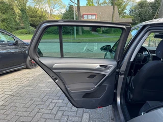 Volkswagen Golf Airco/Automaat/5-Deurs/Alu wielen - afbeelding nr 30