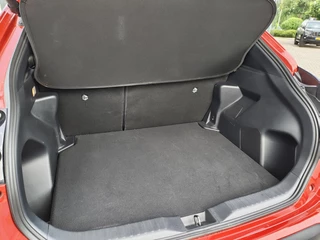 Toyota Yaris Cross Toyota Yaris Cross 1.5 Hybrid Dynamic Plus | Pano | Head-Up Display | Navi | Stoelv - afbeelding nr 35