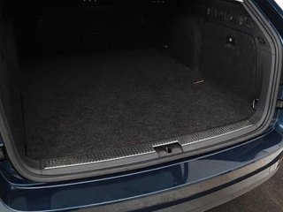 Škoda Superb Skoda Superb 1.4 TSI iV Business Edition Plus | Panoramadak |  Stoel & stuurverwarming | Adaptive cruise | Virtual Cockpit | Canton Sound | Memory | Carplay | Achterbankverwarming | Navigatie - afbeelding nr 15
