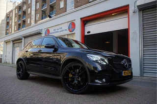 Mercedes-Benz GLC AMG 43 4MATIC Aut9 | NL AUTO | Burmester | Black on Black | Trekhaak (wegklapbaar) |