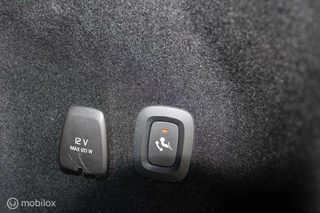 Volvo V60 Volvo V60 2.0 T4 R-Design Panodak/Leder/Memory/19Inch/Trekhaak - afbeelding nr 9