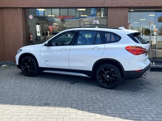 BMW X1 BMW X1 sDrive18i Centennial High Executive - afbeelding nr 3