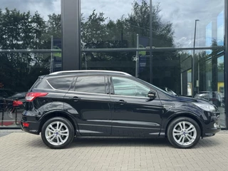 Ford Kuga Ford Kuga 1.5 Titanium Styling Pack | Pano | Navi | Stoel verw - afbeelding nr 28