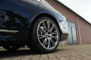 BMW 7 Serie ➡️ BMW 7-serie 750Li G12 xDrive High Executive | Origineel | Laser | Camera360 | Massage | Head-up | Bowers&Willikins | DAB | 449 pk | 20 inch | Softclose | - afbeelding nr 52