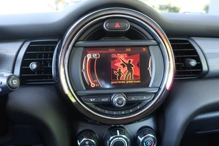 MINI Cooper MINI Cooper 1.5 COOPER, Stoelverwarming, Airco, etc. - afbeelding nr 23
