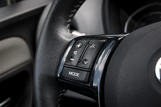 Toyota Yaris Toyota Yaris 1.5 Hybide | Navigatie | All Season | Camera (31946km!) - afbeelding nr 21