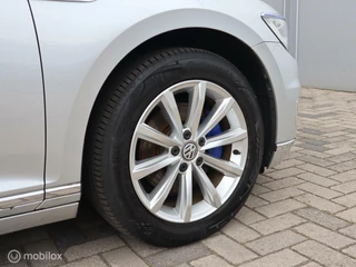 Volkswagen Passat Volkswagen Passat 1.4 TSI GTE Highline Pano Alcantara Virtual - afbeelding nr 31