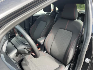 Ford Puma Ford Puma 1.0 EcoBoost Hybrid ST-Line 125pk | Apaptieve Cruise | BLIS | Winterpack | Achteruitrijcamera | SYNC 3 Navigatie - afbeelding nr 13