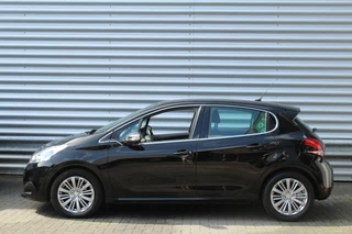 Peugeot 208 Clima Cruise Navi PDC LED 16