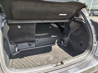 Toyota Yaris Toyota Yaris 1.5 Hybrid Executive | Navi | Parkeersensoren | Android Auto - afbeelding nr 32