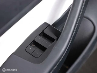 Tesla Model 3 Tesla Model 3 Long Range AWD 75 kWh - afbeelding nr 5