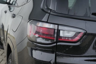 Jeep Compass Jeep Compass 4xe 240 PK Hybrid S | Leder | Navi | Winter | Camera | 19