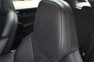 Porsche Cayenne Porsche Cayenne Coupé (8-7 beschikbaar) 3.0 E-Hybrid 462pk Sport Design | Panoramadak | 22'' Velgen | ACC | Head-Up | Bose | Sportchrono | Leder Dashbord | - afbeelding nr 35