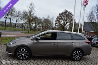 Toyota Auris - 514889750-0