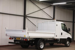 Iveco Daily Iveco Daily 35C14 2.3 KIPPER MET 3500 KG TREKVERMOGEN Iveco 35C14 2.3 KIPPER MET 3500 KG TREKVERMOGEN - afbeelding nr 12