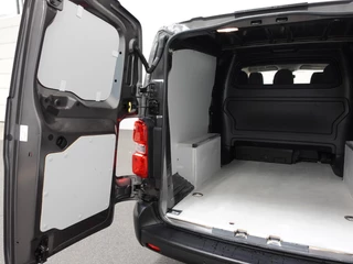 Opel Vivaro Opel Vivaro 1.5 CDTI L3H1 Dubbele Cabine 145PK Automaat Trekhaak Navigatie Airco Parkeersensoren Camera Cruise control - afbeelding nr 35