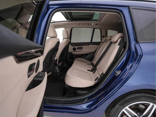 BMW 2 Serie BMW 2 Serie Gran Tourer 218D High Executive Luxury-Line 7-Pers Aut. *PANO | NAVI-FULLMAP | LUXURY-LEATHER | FULL-LED | ECC | KEYLESS | HEATED-COMFORTSEATS | SHIFT-PADDLES | AMBIENT-LIGHT | CAMERA | HEAD UP | PDC | TOWBAR | 17