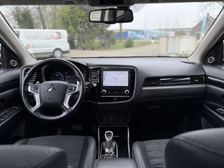 Mitsubishi Outlander Mitsubishi Outlander 2.4 PHEV Intense+ | Panorama | Apple Carplay | Trekhaak | - afbeelding nr 22