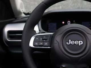 Jeep Avenger Jeep Avenger 1.2 e-Hybrid Summit | Pano | Leder | Navi | JBL | Camera | Winte - afbeelding nr 19