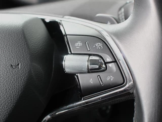 Škoda Enyaq iV Skoda Enyaq iV 60 Airco Navi Carplay Adaptive Cruise Control Park Pack + Camera Full LED Stoel/Stuurverwarming - afbeelding nr 18