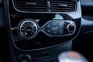 Renault Clio Renault Clio 0.9 TCe Limited*KEYLESS*NAVI*CLIMA*CAMERA*PDC* - afbeelding nr 24
