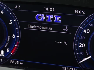 Volkswagen Passat Volkswagen Passat Variant TSI GTE 217PK DSG Highline / R-Line / LED - afbeelding nr 16