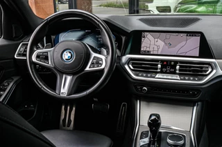 BMW 3 Serie BMW 3-serie Touring 330e - M-SPORT - CARPLAY - SFEERVERLICHTING - afbeelding nr 3