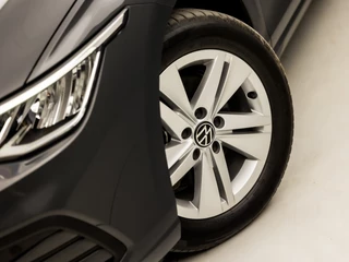 Volkswagen Golf Volkswagen Golf 1.5 TSI Sportline 150Pk (APPLE CARPLAY, GROOT NAVI, STUUR/STOELVERWARMING, SFEERVERLICHTING, SPORTSTOELEN, GETINT GLAS, KEYLESS, ADAPTIVE CRUISE, PARKEERSENSOREN, NIEUWE APK, NIEUWSTAAT) - afbeelding nr 33