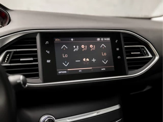 Peugeot 308 Peugeot 308 1.2 PureTech Sport (PANORAMADAK, APPLE CARPLAY, GROOT NAVI, LEDEREN SPORTSTOELEN, STOELVERWARMING, 360 CAMERA, GETINT GLAS, CRUISE, NIEUWSTAAT) - afbeelding nr 27