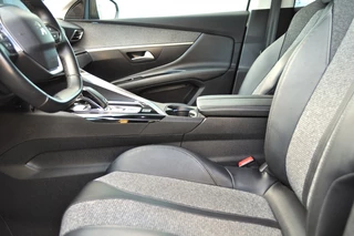Peugeot 3008 Peugeot 3008 1.2 Allure buss. Autom Gripcontrol, navi, ind tel lader - afbeelding nr 10